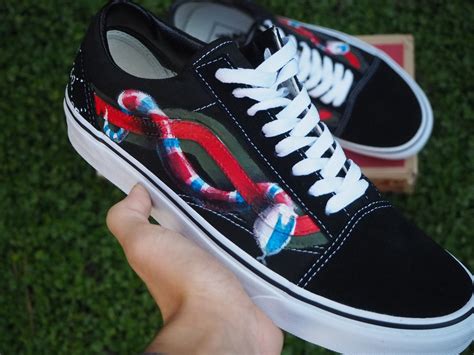 vans old skool gucci snake|vans x gucci swatches.